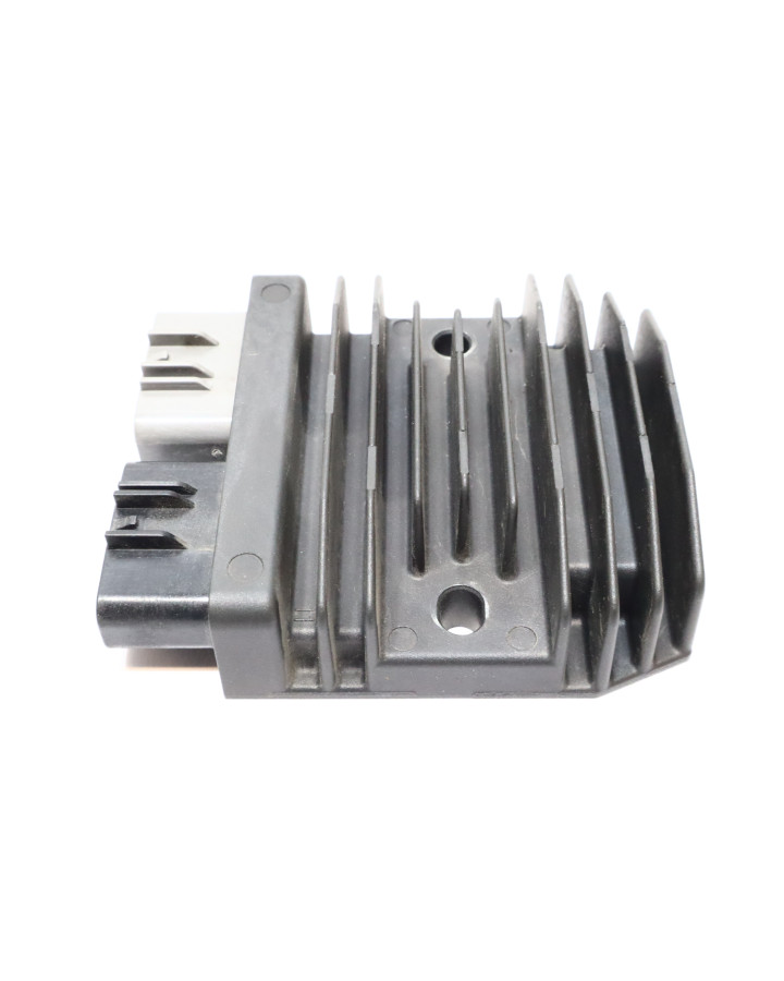 Yamaha MT-07, voltregulator