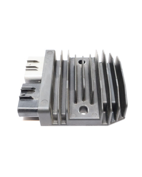 Yamaha MT-07, voltregulator