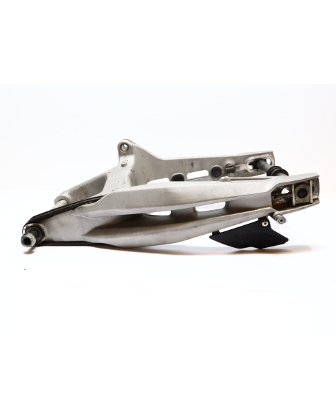 Aprilia Dorsoduro 750, sving