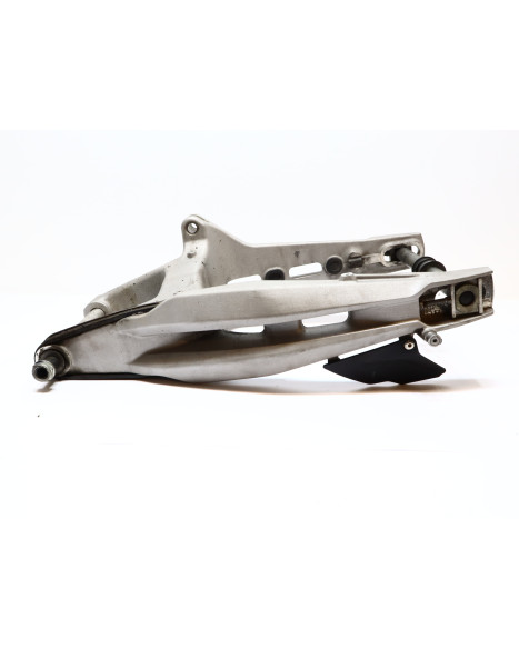 Aprilia Dorsoduro 750, sving