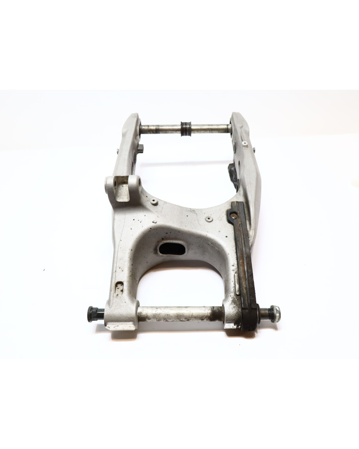 Aprilia Dorsoduro 750, sving