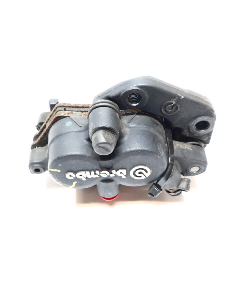 BMW F700GS, bromsok vänster fram