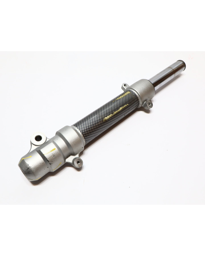 Yamaha Aerox, gaffelben höger