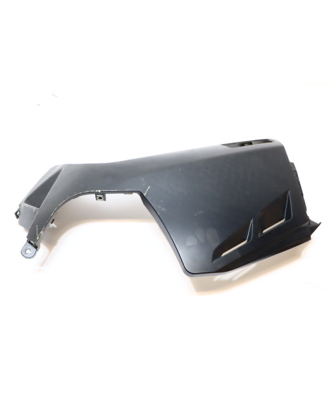 Drax Rough, nedre sidokåpa fram vänster