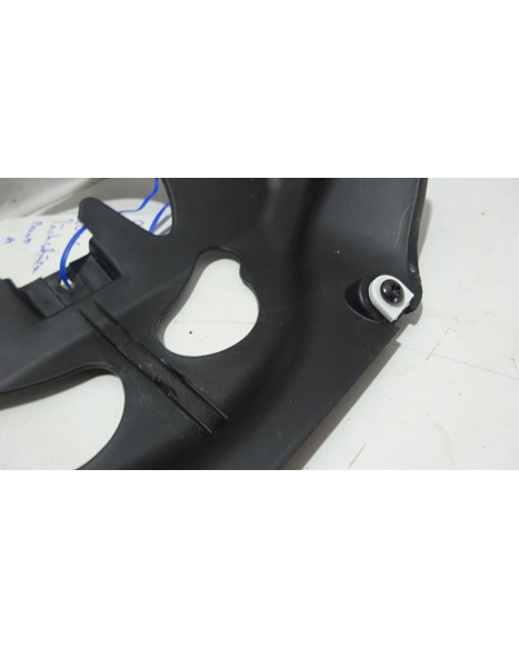 Peugeot Kisbee, innerskärm fram