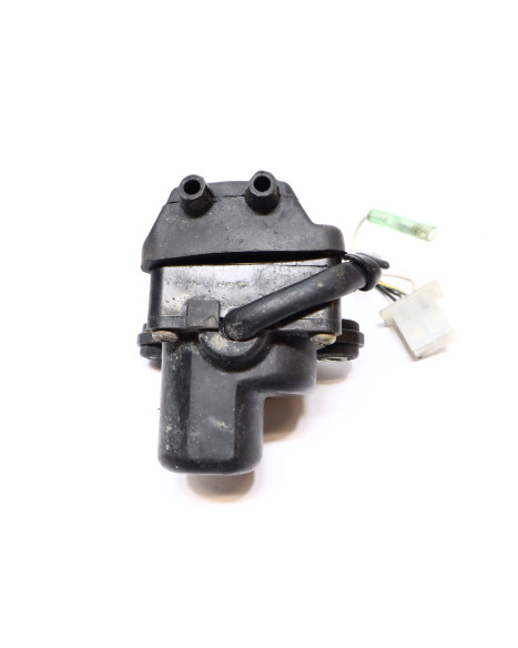 Derbi GPR 125, avgasservo