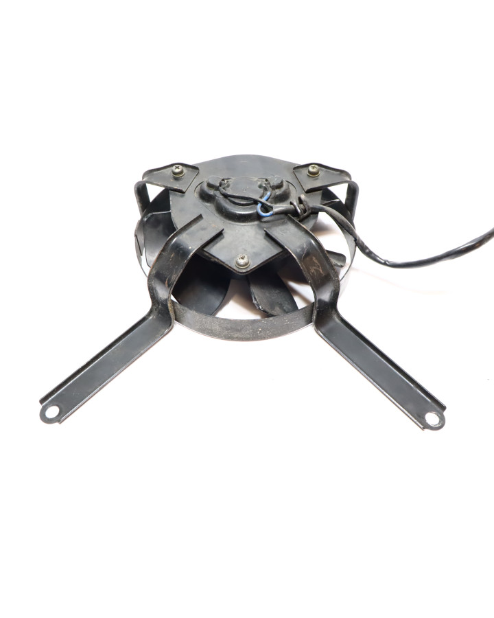 Yamaha FZR 600, kylarfläkt