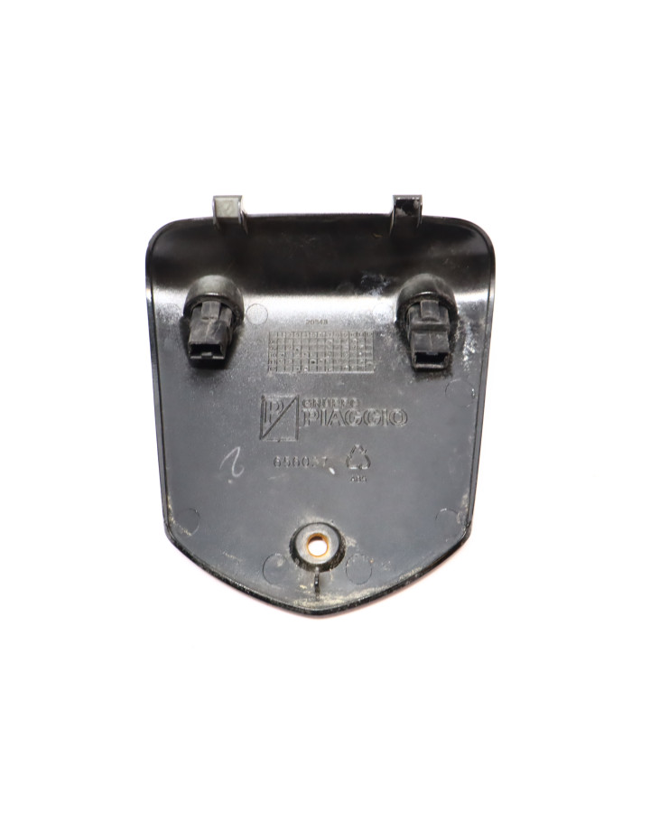 Piaggio MP3 300, plastdetalj styrkåpa