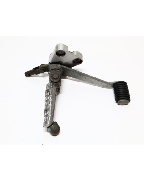 Yamaha FZR 600, fotpinne höger komplett