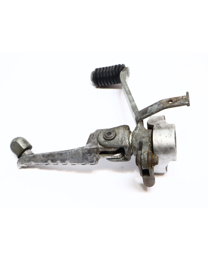 Yamaha FZR 600, fotpinne höger komplett