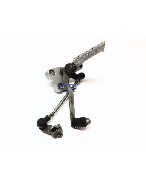 Yamaha FZR 600, fotpinne vänster komplett