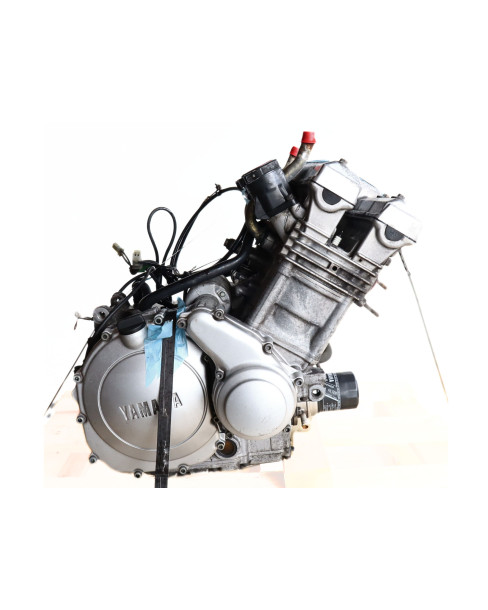 Yamaha FZR 600, motor 2