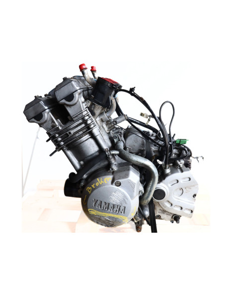 Yamaha FZR 600, motor