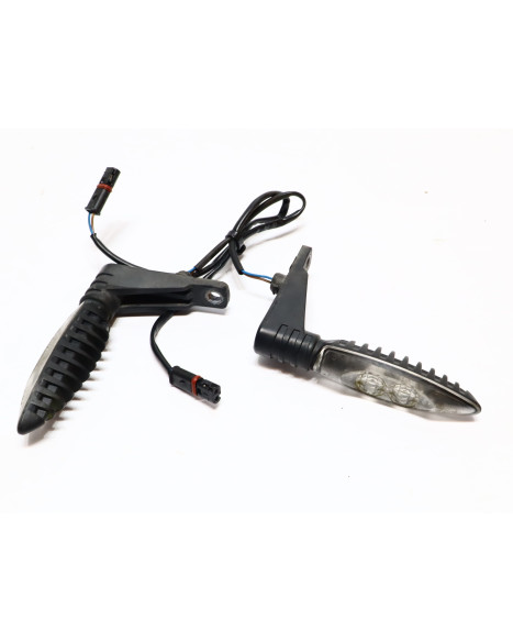 BMW F700GS, blinkers bak (par)