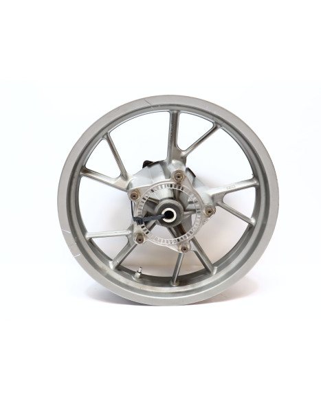 BMW F700GS, bakfälg