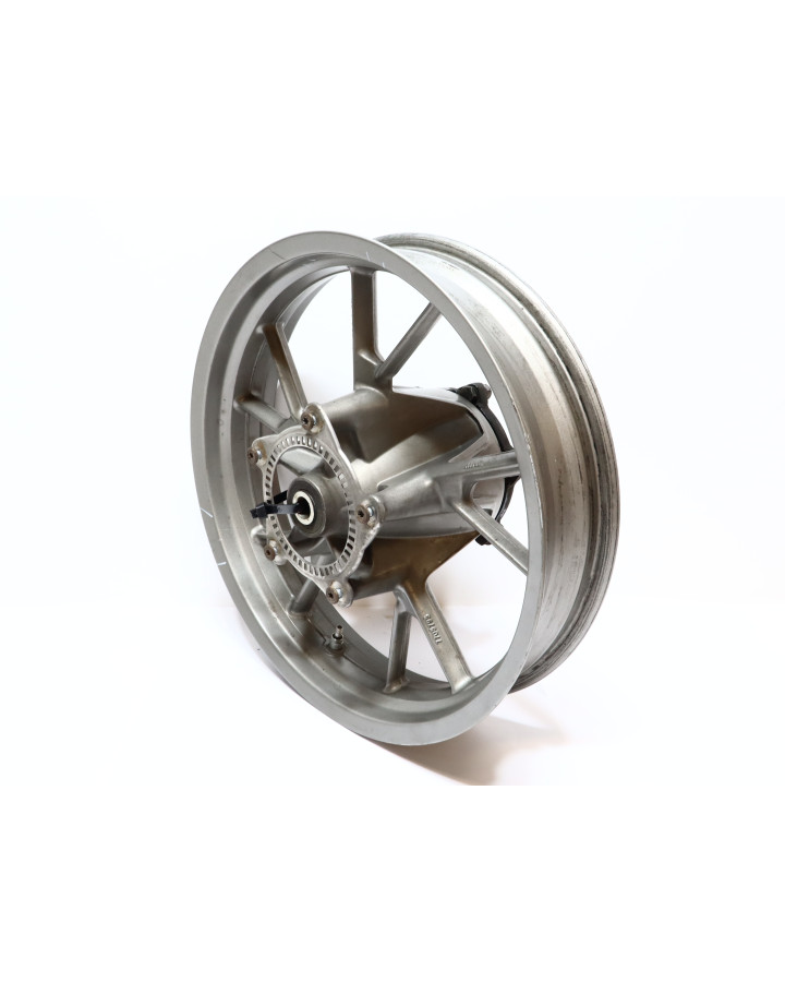 BMW F700GS, bakfälg