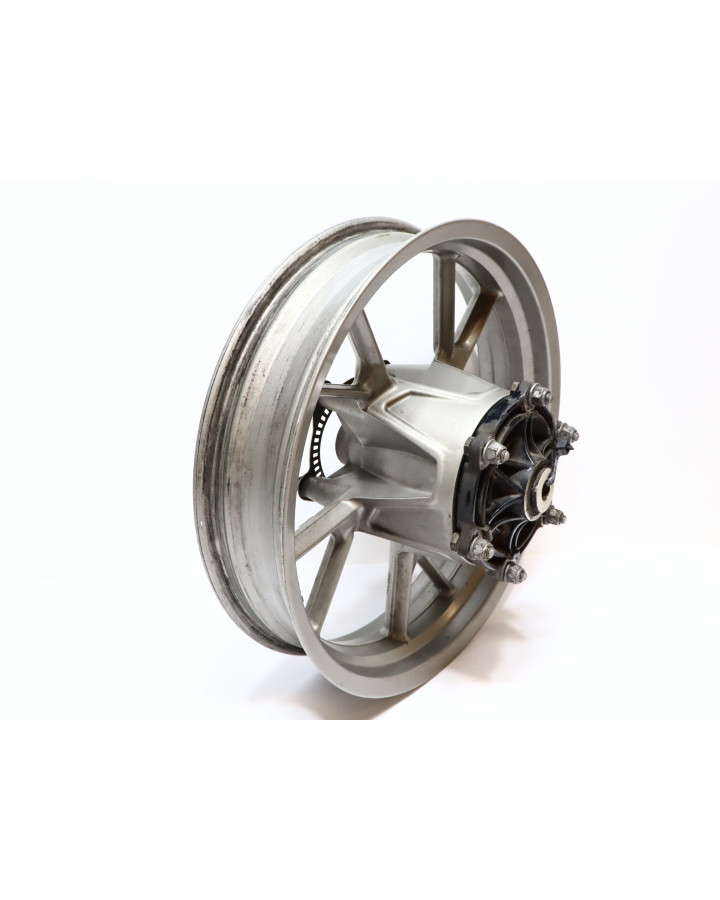 BMW F700GS, bakfälg