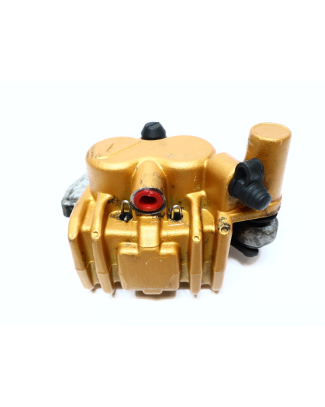 Motorhispania Ryz, bromsok fram