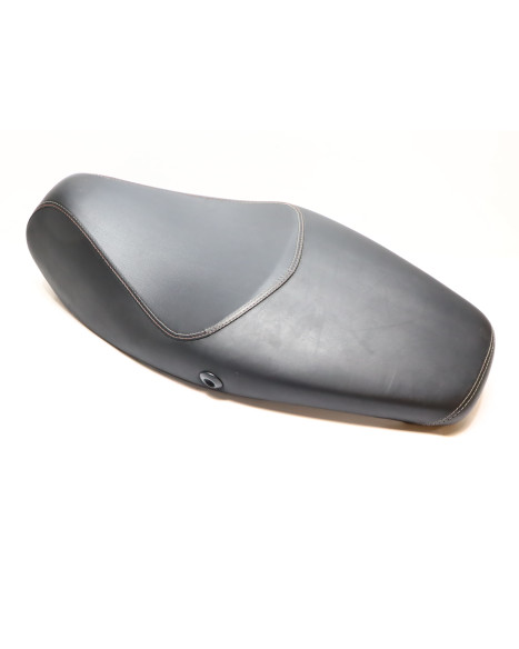 Aprilia SXR 50, sadel