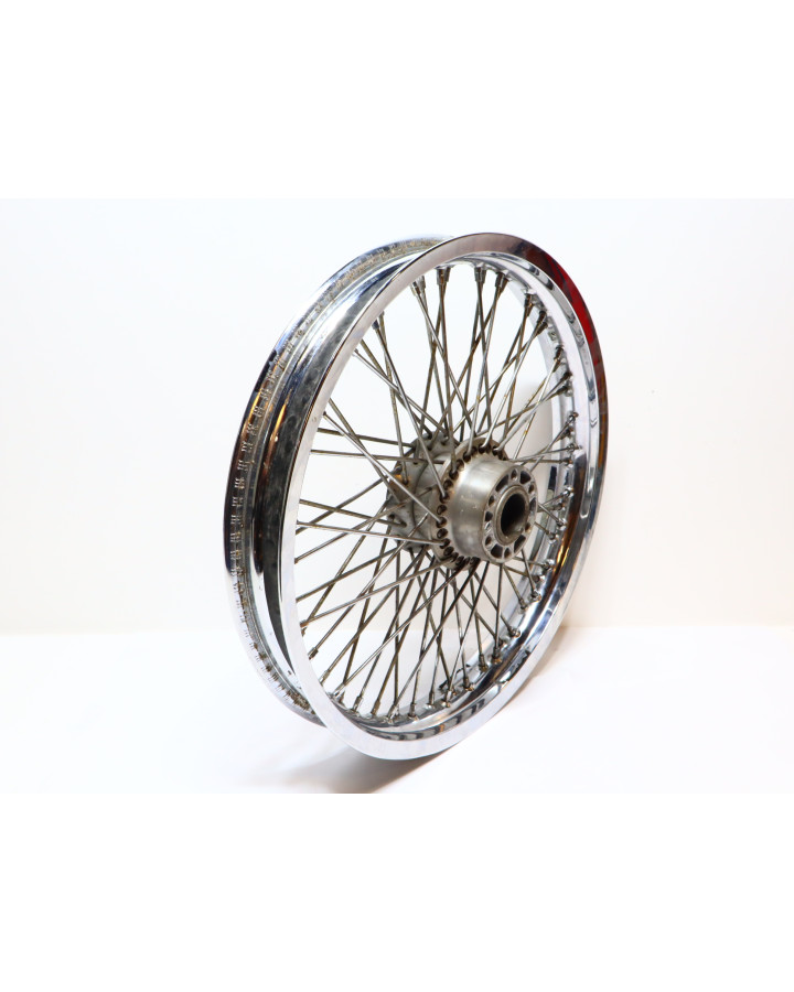 Suzuki VS 1400 Intruder, framfälg