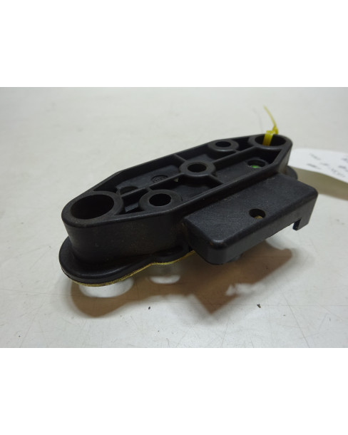 Suzuki GSX-R1000, sadellås 2