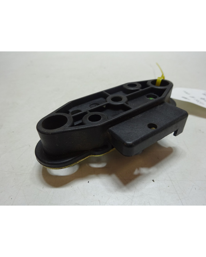 Suzuki GSX-R1000, sadellås