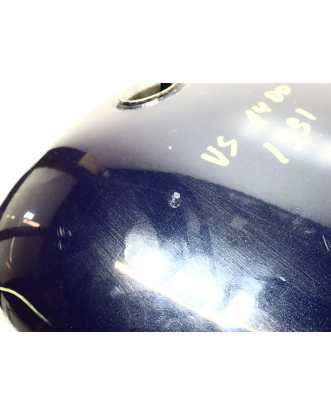 Suzuki VS 1400 Intruder, bränsletank