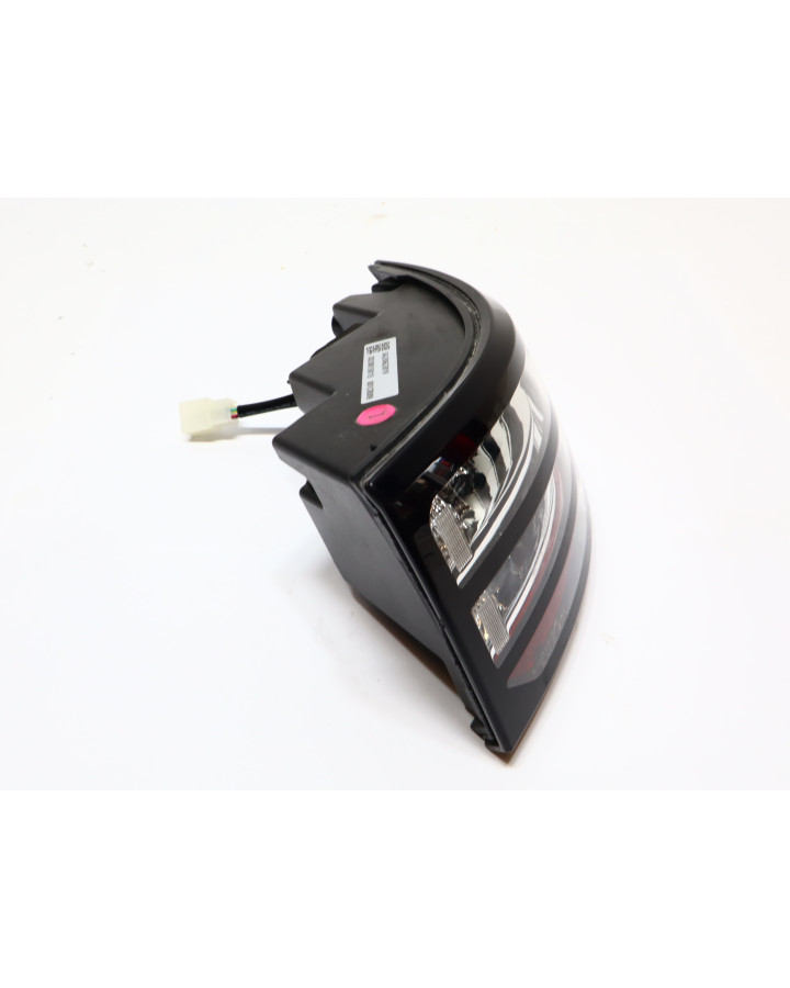 Aixam S10, baklykta höger