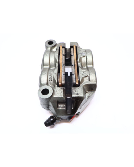 KTM 690 Duke R, bromsok fram