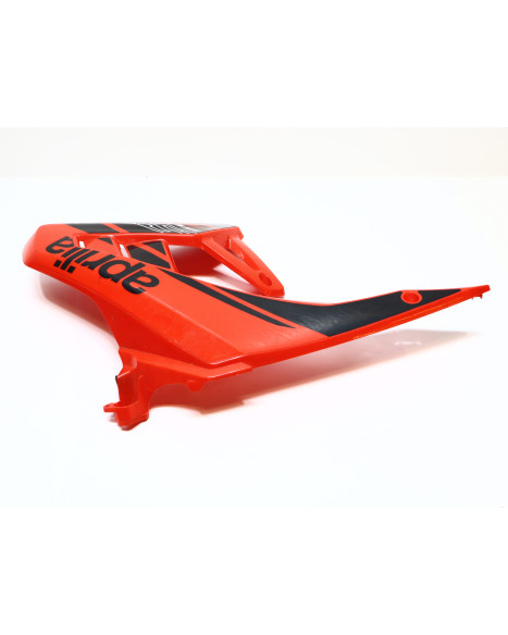 Aprilia SX50, kylarvinge höger