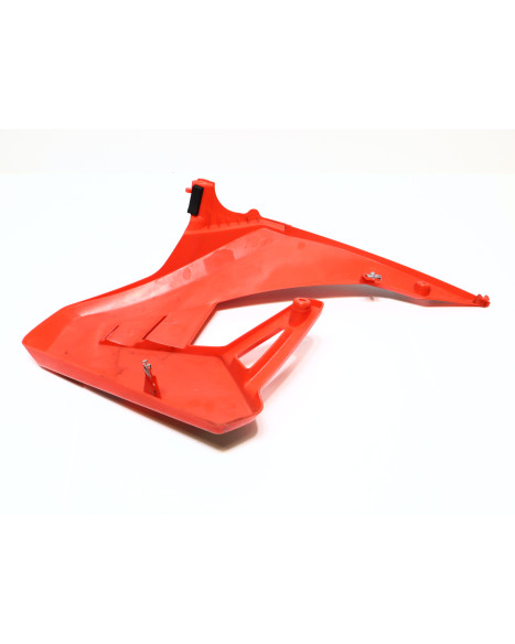 Aprilia SX50, kylarvinge höger