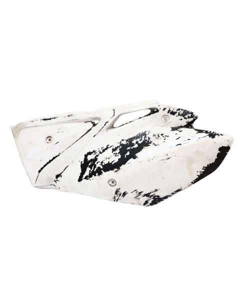 Motorhispania Ryz, bakre sidokåpa vänster