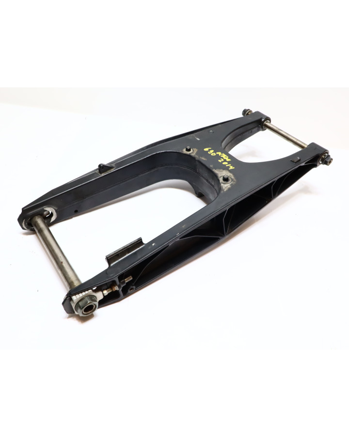 KTM 690 Duke R, sving