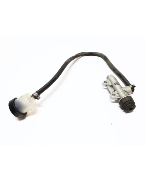 BMW F700GS, bromscylinder bak