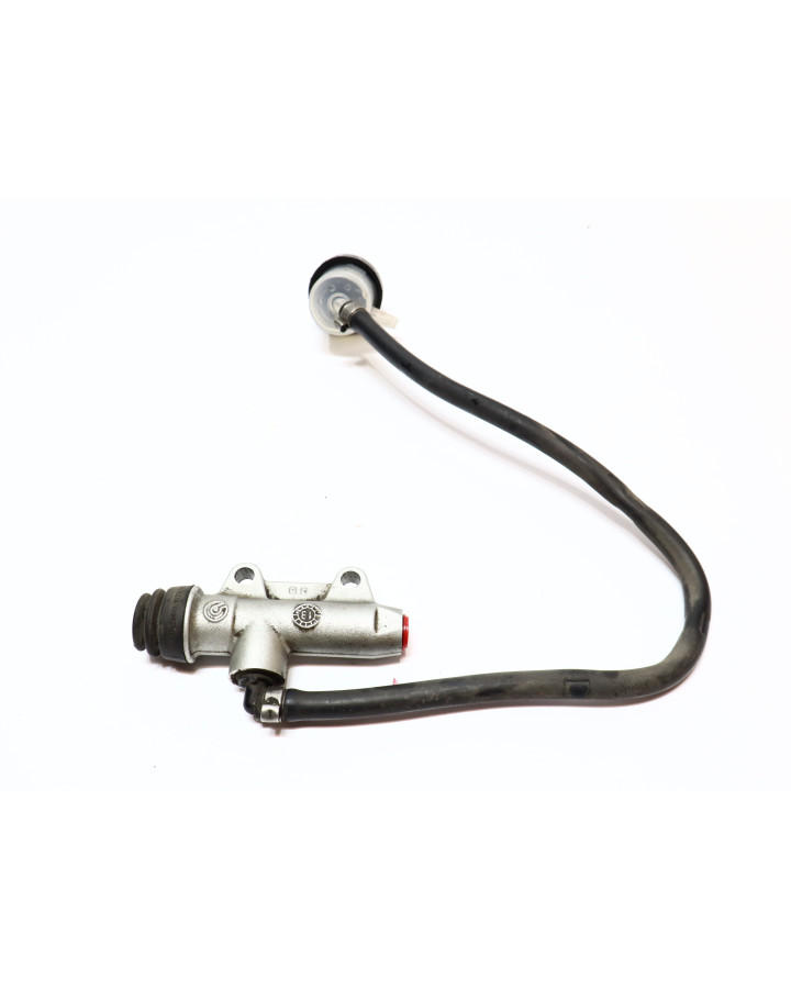 BMW F700GS, bromscylinder bak