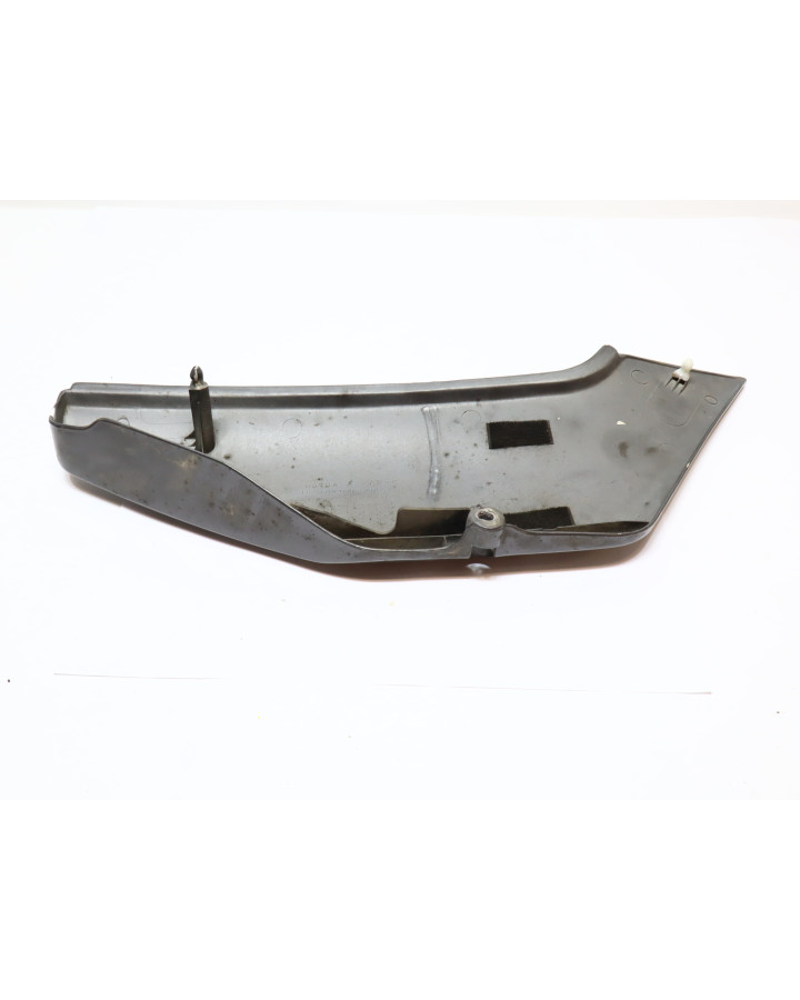 Honda XL600V Transalp, bakre sidkokåpa vänster