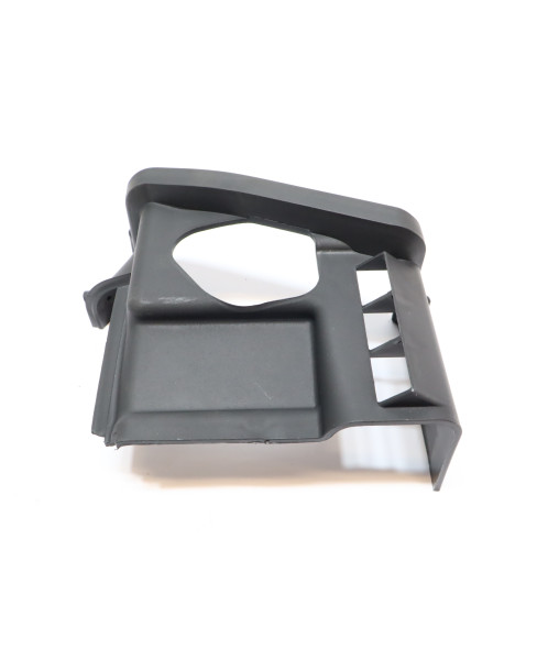 Piaggio, främre kylarkåpa