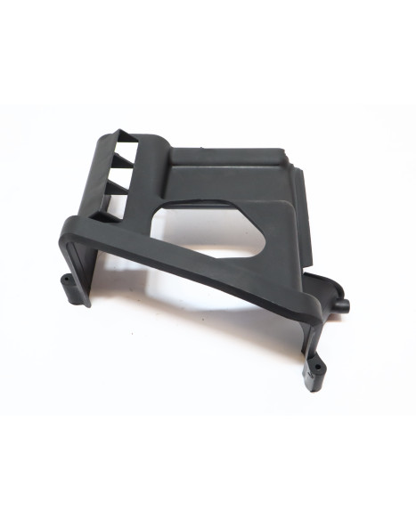 Piaggio, främre kylarkåpa