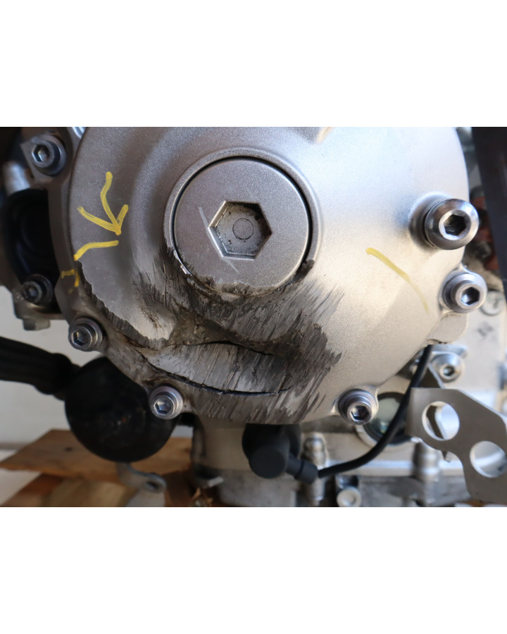 Yamaha YZF-R1S, motor (repobjekt)