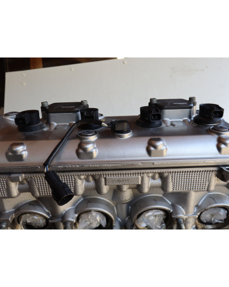 Yamaha YZF-R1S, motor (repobjekt)