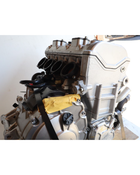 Yamaha YZF-R1S, motor (repobjekt)