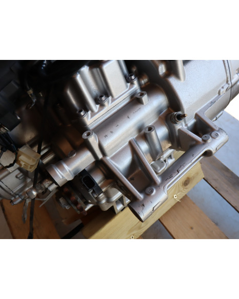 Yamaha YZF-R1S, motor (repobjekt)