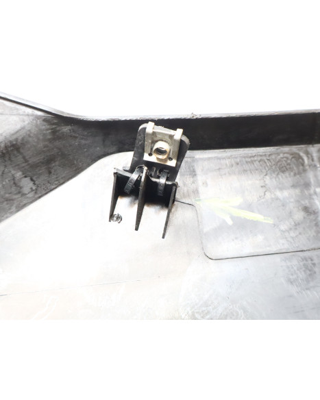 Derbi Senda, kylarvinge höger