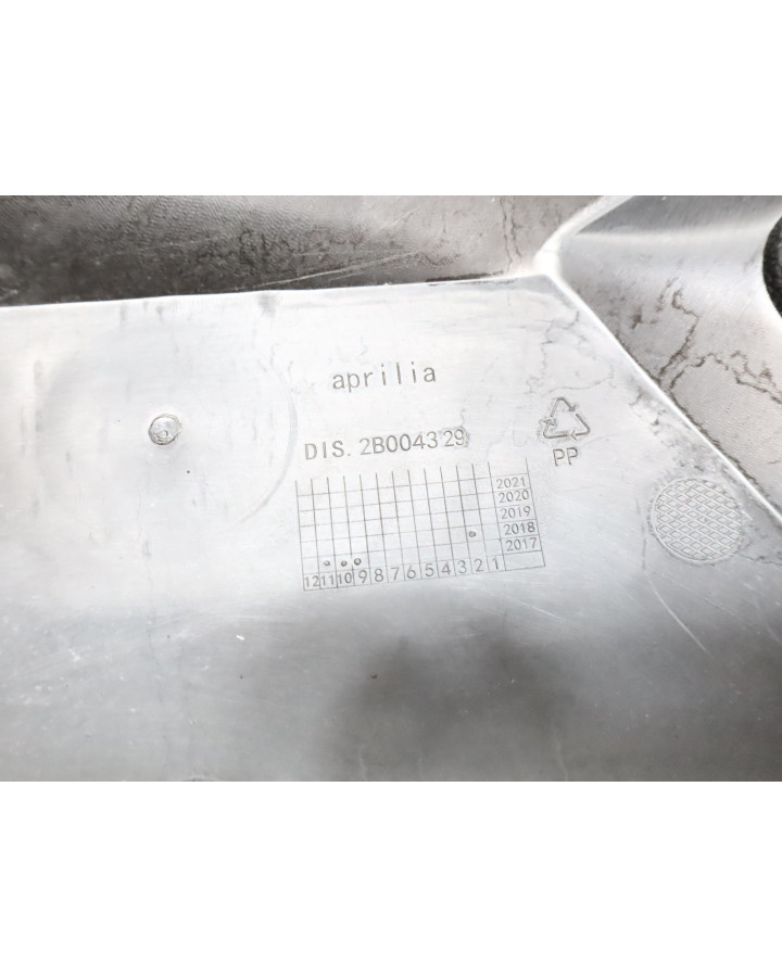 Derbi Senda, bakre sidokåpa vänster