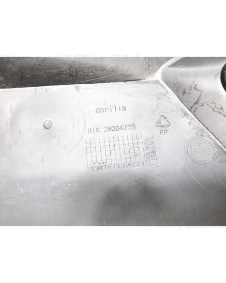 Derbi Senda, bakre sidokåpa vänster