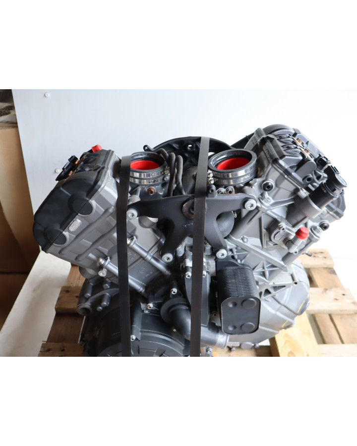 KTM 1290 Super Duke R, motor