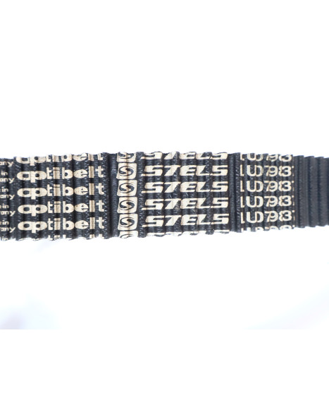 Stels Geupard Trophy 800, drivrem