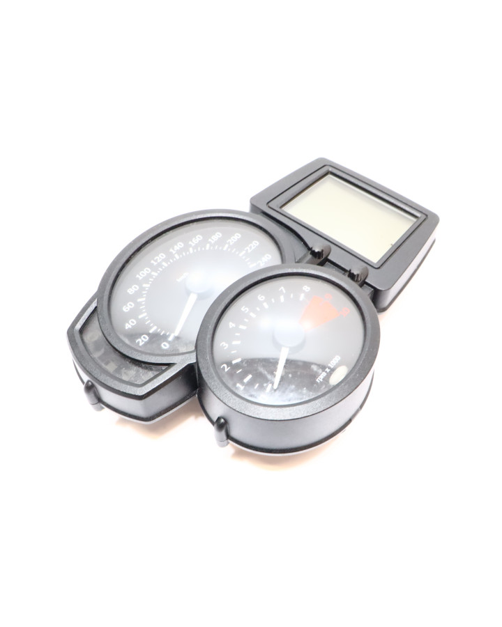 BMW F800ST, hastighetsmätare