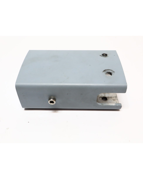 Cake Ösa, främre fäste 2