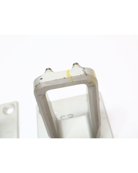 Cake Ösa, passagerarfotpinne komplett (par)